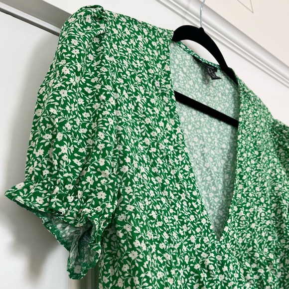 Green Floral Mini Dress - Picture 4 of 5